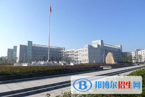 皖南醫(yī)藥衛(wèi)生學(xué)校怎么樣、好不好