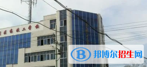 安徽省醫(yī)藥技工學(xué)校2021年學(xué)費(fèi)、收費(fèi)多少