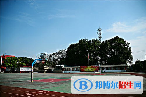 成都天府職業(yè)技術(shù)學(xué)校地址在哪里
