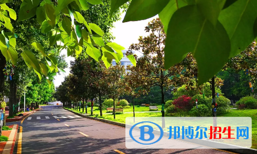 貴陽(yáng)2021年計(jì)算機(jī)學(xué)校一般讀幾年