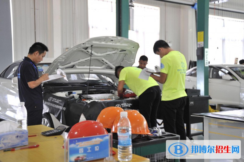 廣州2021年汽修學校算什么學歷