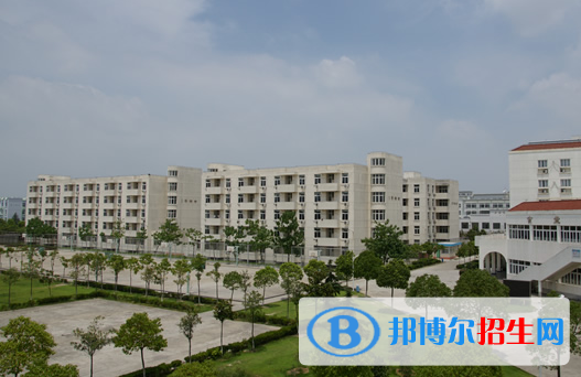 杭州2021年中專(zhuān)上幾年畢業(yè)