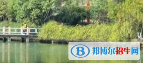 成都2021年女生學護理學校好嗎