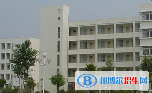 貴州2021年男生學(xué)什么中專(zhuān)學(xué)校好