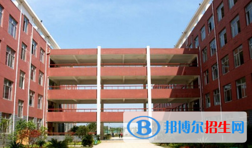 貴州2021年適合男生的中專學校