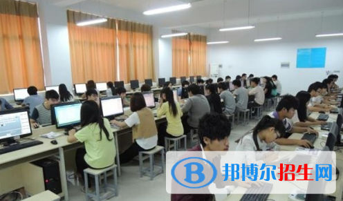 杭州2021年女生學(xué)計算機(jī)學(xué)校有前途嗎