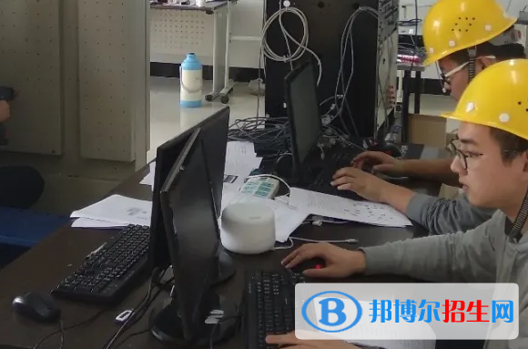 貴州2021年男孩子讀中專學什么好