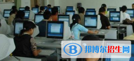 四川2021年計算機學校都有什么專業(yè)