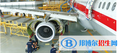 蘭州2021年航空服務(wù)學(xué)校開設(shè)有哪些課程