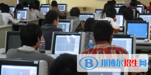 四川2021年計算機學(xué)校什么專業(yè)好