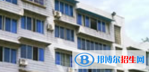 四川2021年計算機(jī)學(xué)校學(xué)費(fèi)多少