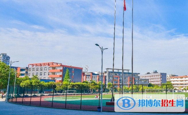 邯鄲2022年中專學(xué)?？梢詫W(xué)什么