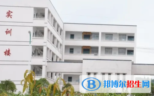 岑鞏中等職業(yè)技術(shù)學(xué)校2022年報(bào)名條件、招生要求、招生對(duì)象
