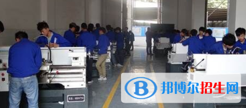 四川2022年初中生報什么計算機(jī)學(xué)校最好