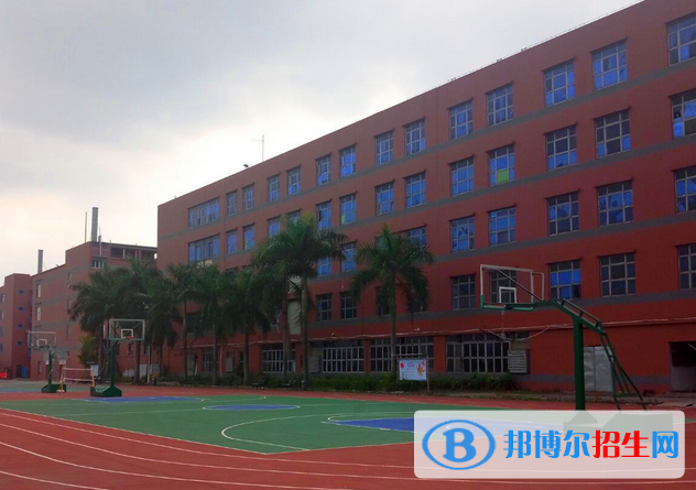 保定明星汽車工程學(xué)校怎么樣、好不好