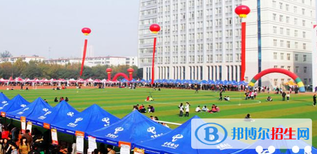 保定技師學(xué)院怎么樣、好不好