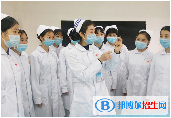 四川2022年初中畢業(yè)報什么中專學(xué)校好