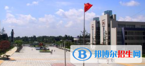 成都2022年哪些大專學(xué)校的計算機學(xué)校好