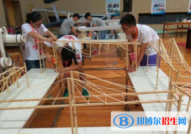 四川2022年適合男生的中專學校專業(yè)
