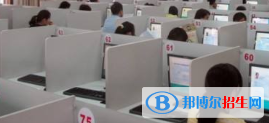 成都2022年女生學(xué)計(jì)算機(jī)學(xué)校好嗎