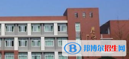 成都2022年男生讀計算機學校有前途嗎
