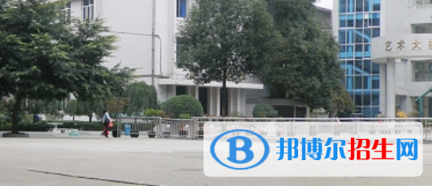 成都2022年學計算機學校哪個學校好