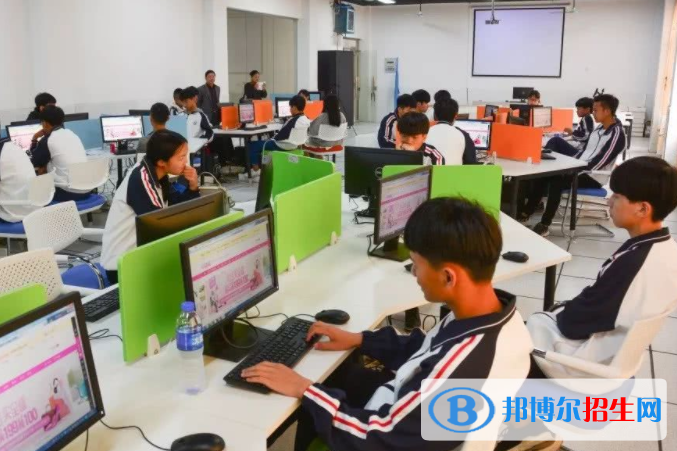 重慶2022年電子商務學校有哪些專業(yè)