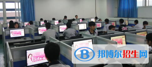 成都2022年計算機學校什么專業(yè)比較好