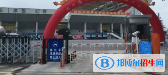 成都科華職業(yè)技術(shù)學(xué)校2022年報(bào)名條件、招生要求、招生對(duì)象