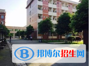 南充數(shù)控工程學(xué)校2022年報名條件、招生要求、招生對象