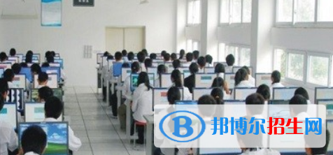 成都2022年計算機(jī)學(xué)校好嗎
