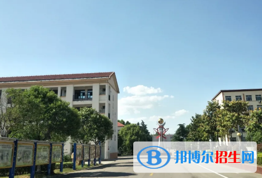 江蘇省賈汪中等專業(yè)學(xué)校2022年報名條件、招生要求、招生對象