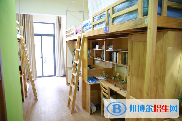 仁壽縣第二高級職業(yè)中學2022年宿舍條件 
