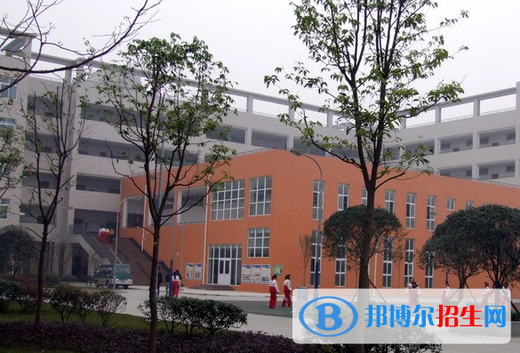 四川省南充旅游職業(yè)中專學(xué)校怎么樣、好不好