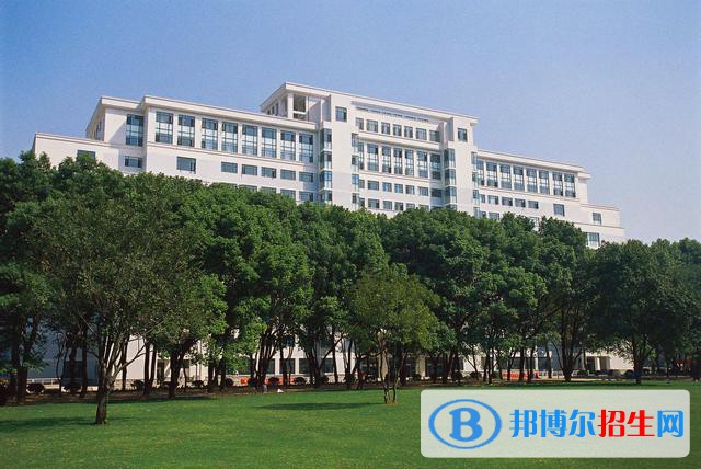 內(nèi)江廣播電視大學(xué)2022年學(xué)費、收費多少 