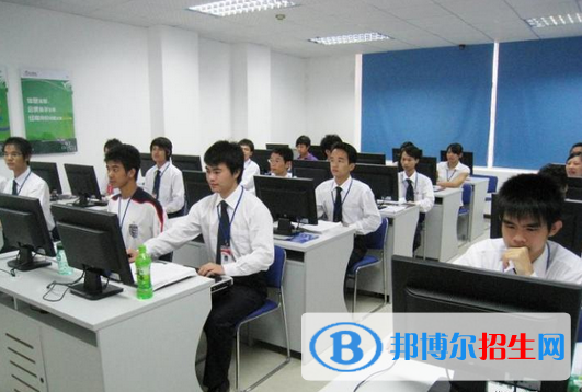 河北2022年哪個(gè)計(jì)算機(jī)學(xué)校比較好就業(yè)