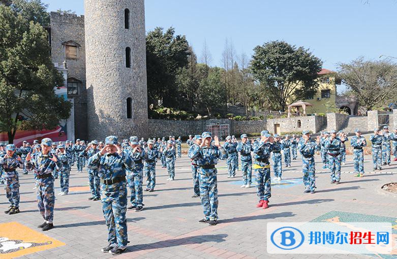 重慶興渝職業(yè)中等專業(yè)學(xué)校 2022年學(xué)費、收費多少