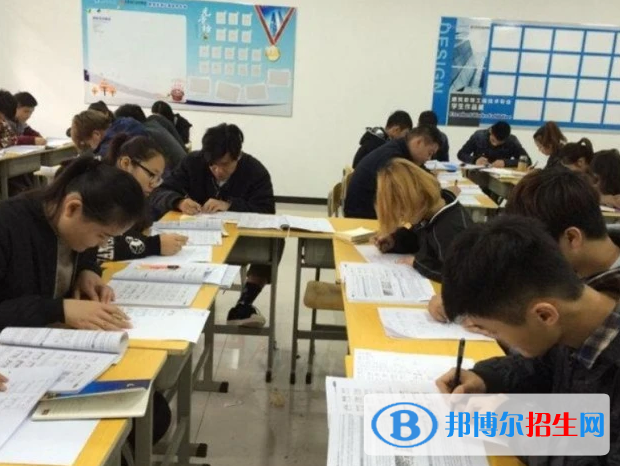 達州財貿(mào)學校2022年招生錄取分數(shù)線
