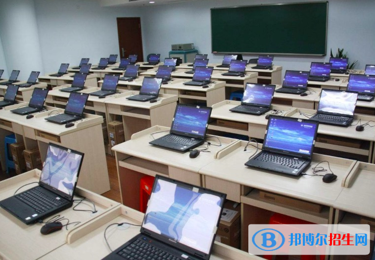 河北2022年計算機(jī)學(xué)校都有哪些專業(yè)好