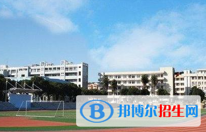 甘孜州職業(yè)技術(shù)學(xué)校2022年招生簡(jiǎn)章