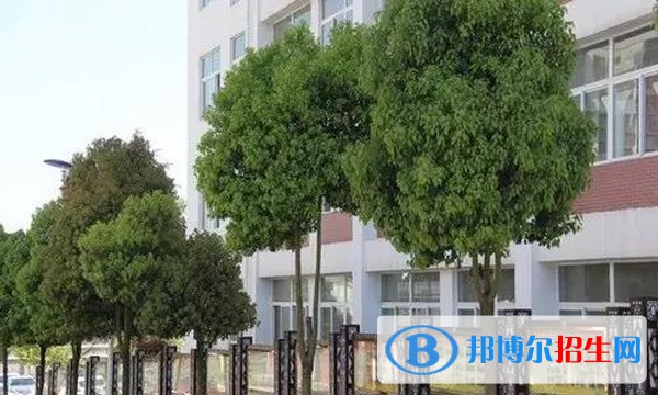 楚雄州體育運(yùn)動(dòng)學(xué)校2022年報(bào)名條件、招生要求、招生對(duì)象
