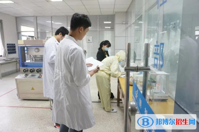連云港中醫(yī)藥高等職業(yè)技術(shù)學(xué)校2022年報(bào)名條件、招生要求、招生對(duì)象