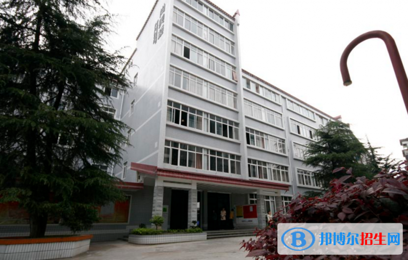 重慶工藝美術(shù)學(xué)校2022年報(bào)名條件、招生要求、招生對(duì)象