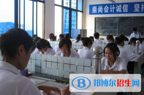 大竹縣職業(yè)中學(xué)2021年報名條件、招生要求、招生對象