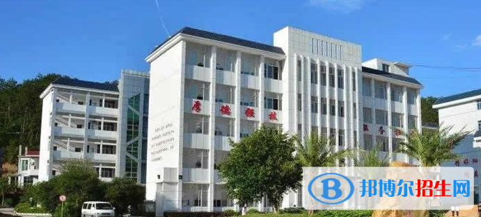 河北2022年計(jì)算機(jī)學(xué)校好還是大專(zhuān)好