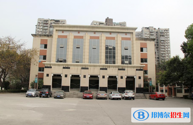 重慶建筑技師學(xué)院2022年報名條件、招生要求、招生對象
