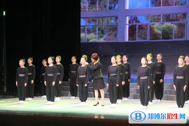 江蘇戲劇學校2022年招生辦聯(lián)系電話