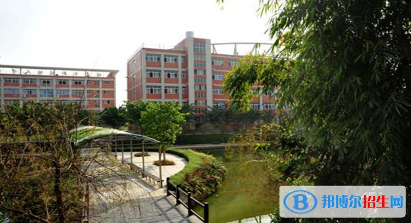 昆明市財(cái)經(jīng)商貿(mào)學(xué)校2022年報(bào)名條件、招生要求、招生對(duì)象