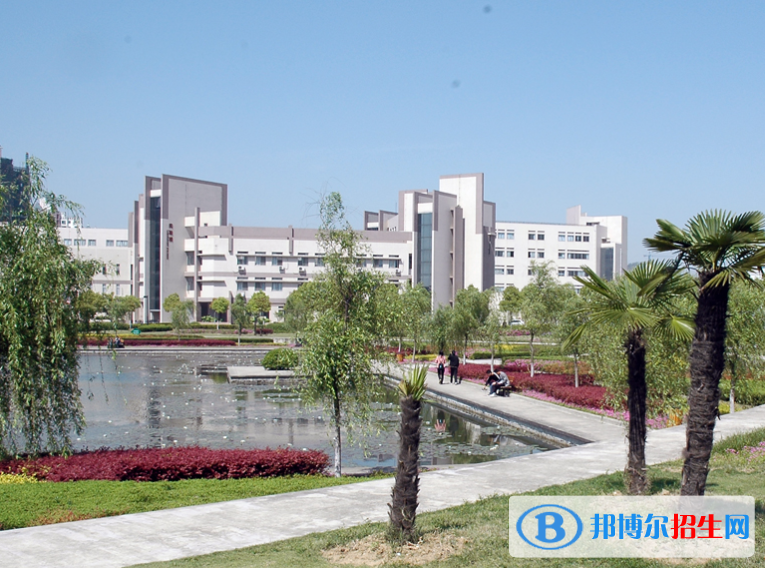 臨滄技工學(xué)校2022年報(bào)名條件招生要求招生對(duì)象