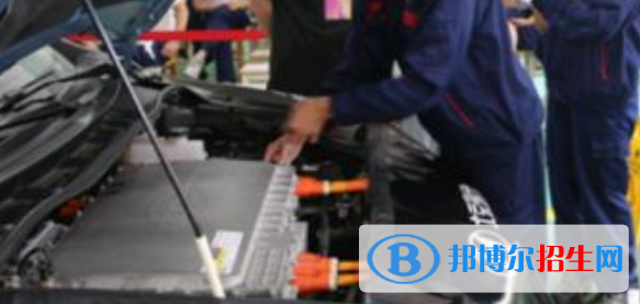成都2022年汽修學校專業(yè)有哪些